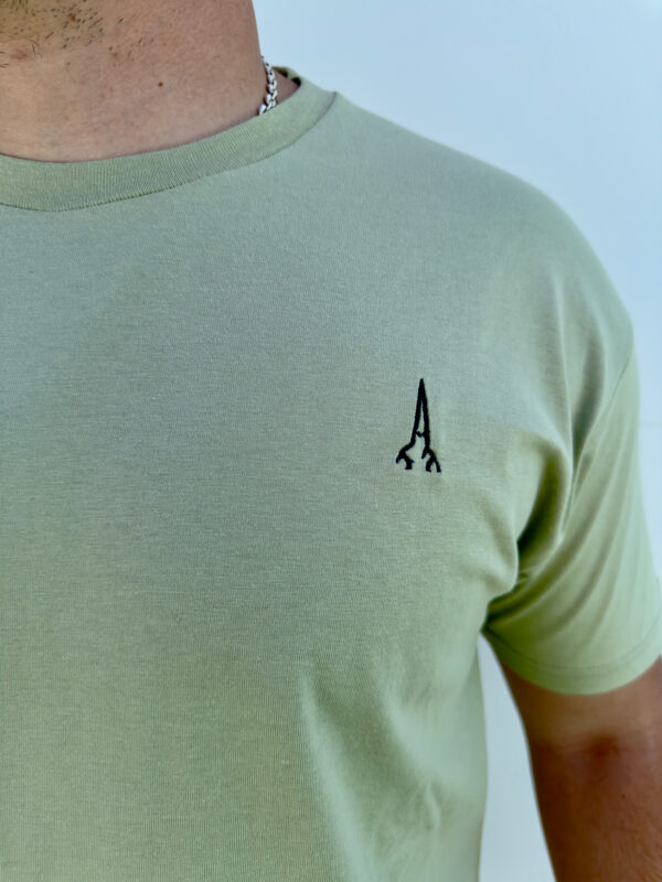 Camiseta Nazarena Unisex - Verde - Imagen 2