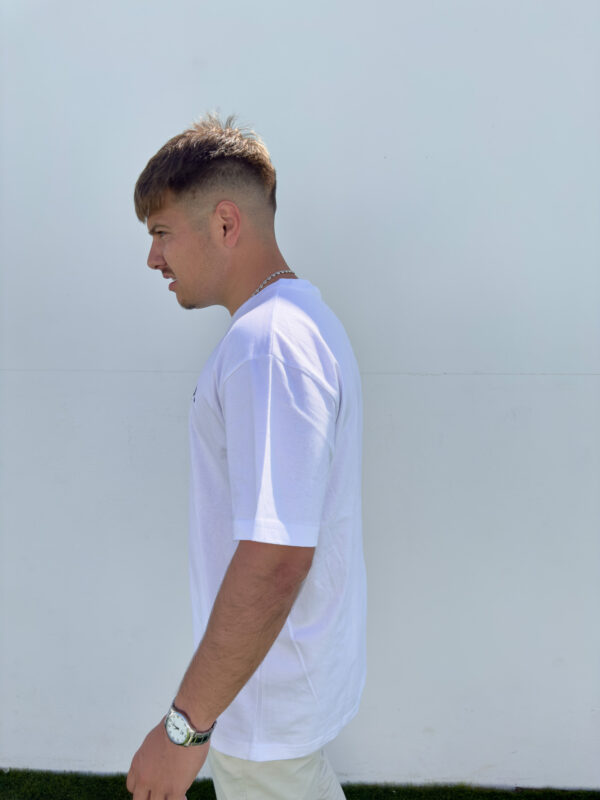 Camiseta Nazarena Oversize Unisex - Blanco - Imagen 5